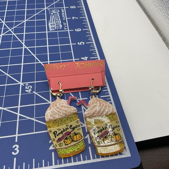 Betsey Johnson Pumpkin Spice Latte Drop Statement Earrings Goldtone - NWT - Picture 5 of 5